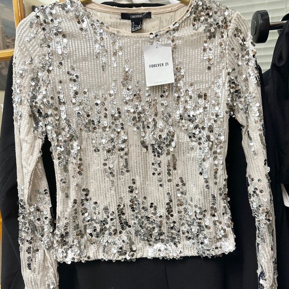 Forever 21 Glittering Silver Sequin Blouse - Picture 2 of 9